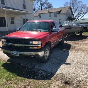 Meet your Posher, Dustan